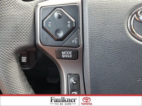 Used 2020 Toyota Tacoma TRD Off-Road w/ TRD Premium Off Road Package AWD/4WD image 22