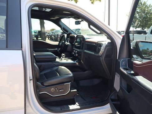 Used 2022 Ford F150 Lariat w/ Equipment Group 502A High AWD/4WD image 30