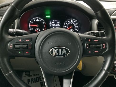 Used 2017 Kia Sorento FWD w/ LX Convenience Package image 23