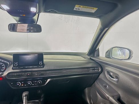 Used 2025 Honda HR-V Sport image 23