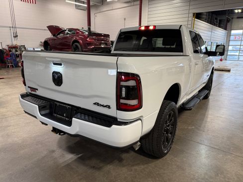 Certified 2024 RAM 2500 Big Horn w/ Night Edition AWD/4WD image 23