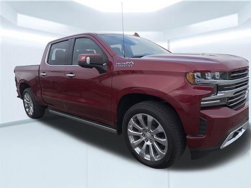 Used 2019 Chevrolet Silverado 1500 High Country w/ Technology Package image 5