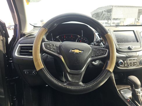 Used 2022 Chevrolet Equinox LT FWD image 13