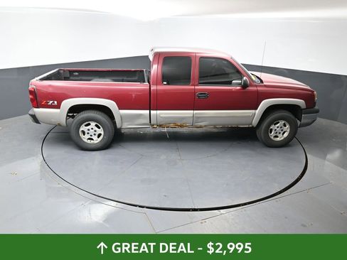 Used 2004 Chevrolet Silverado 1500 4x4 Extended Cab w/ Light Duty Power Package image 13