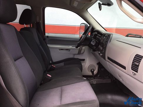 Used 2013 Chevrolet Silverado 3500 W/T w/ Snow Plow Prep Package image 39