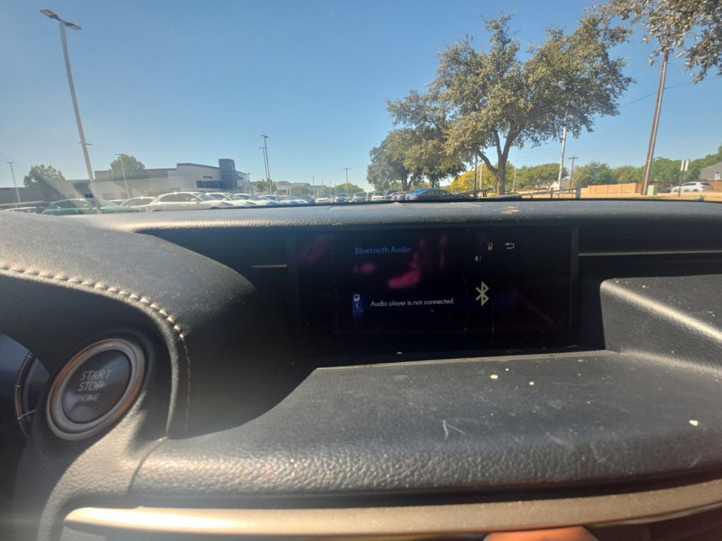Used 2016 Lexus RC 200t RWD image 16