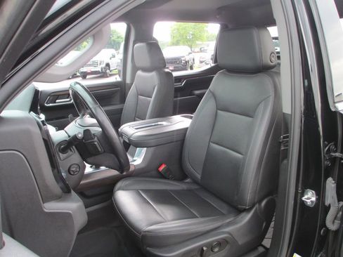 Used 2022 GMC Sierra 1500 SLT w/ SLT Premium Plus Package AWD/4WD image 19