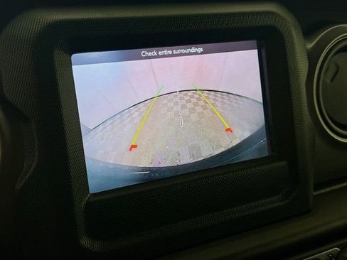 Used 2022 Jeep Wrangler Unlimited Sport image 14