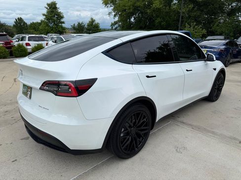Used 2020 Tesla Model Y Long Range AWD/4WD image 5