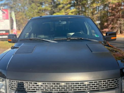 Used 2011 Ford F150 Raptor w/ Raptor Luxury Pkg image 12