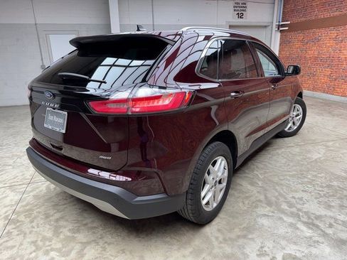 Certified 2022 Ford Edge SEL w/ Convenience Package image 5