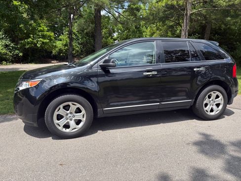 Used 2011 Ford Edge SEL w/ 202A Rapid Spec Order Code AWD/4WD image 3