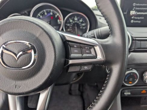 Used 2025 MAZDA MX-5 Miata RF Grand Touring RWD image 15
