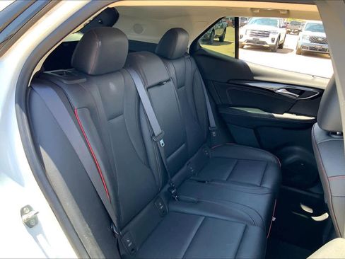 Used 2022 Buick Envision Essence w/ Sport Touring Package image 20