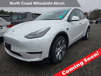 Used 2023 Tesla Model Y Long Range video 1