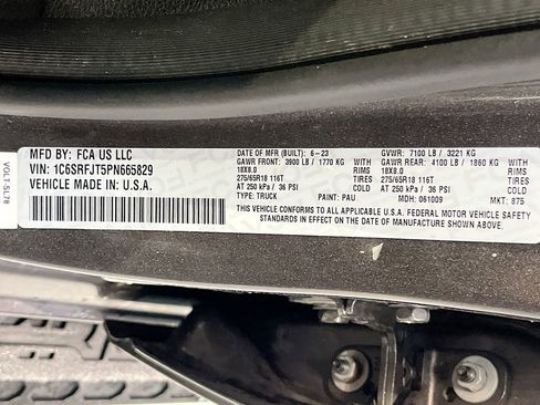 Used 2023 RAM 1500 Laramie AWD/4WD image 32