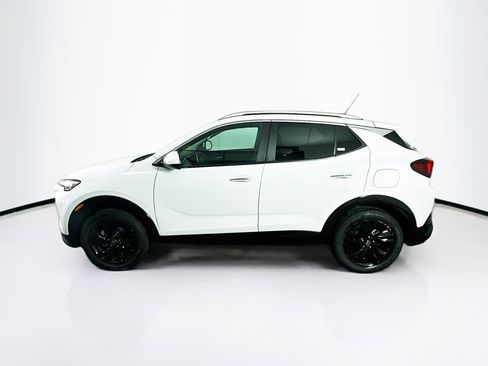 Used 2024 Buick Encore GX Sport Touring image 4