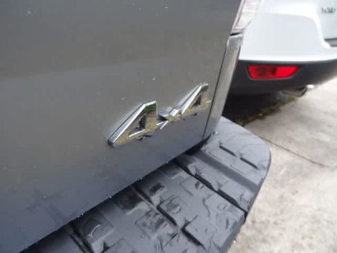 Used 2010 Toyota Tundra 4x4 Double Cab image 26