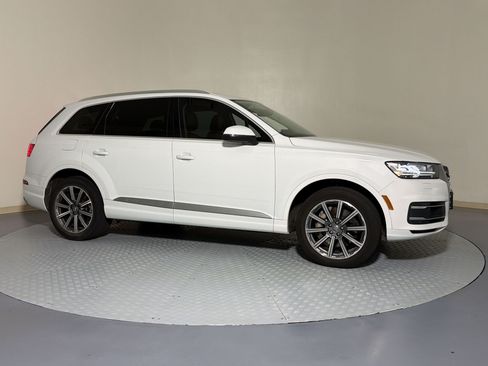 Used 2019 Audi Q7 2.0T Premium Plus w/ Premium Plus Package AWD/4WD image 6