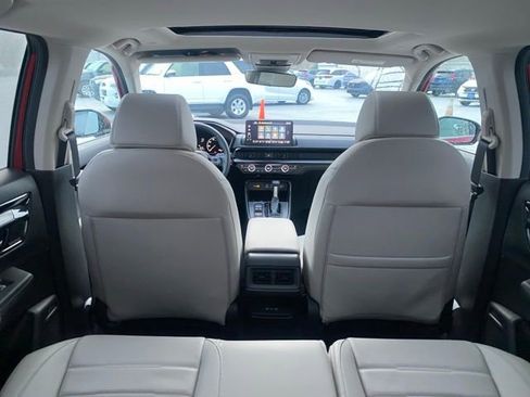 Used 2025 Honda CR-V EX-L image 11