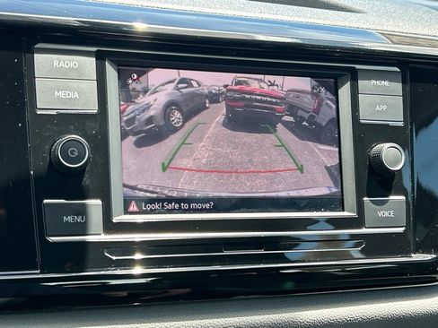 Used 2023 Volkswagen Taos S FWD image 32