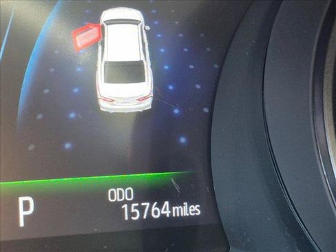 Used 2022 Toyota Camry XSE FWD image 10
