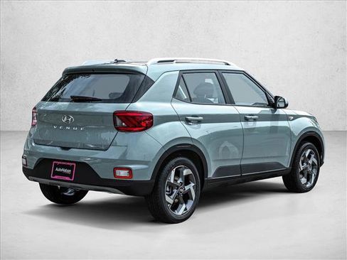 New 2026 Hyundai Venue SEL FWD image 5