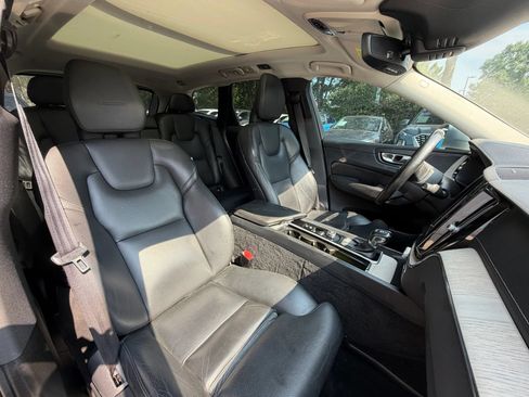 Used 2019 Volvo XC60 T5 Inscription w/ Protection Package Premier FWD image 7