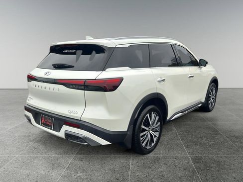 Used 2023 INFINITI QX60 Sensory w/ Vision Package image 6