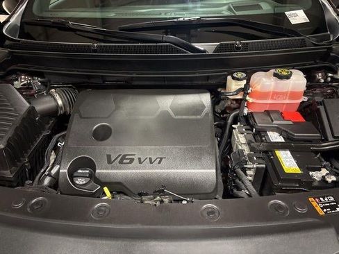 Used 2023 Buick Enclave Avenir w/ Avenir Technology Package image 32