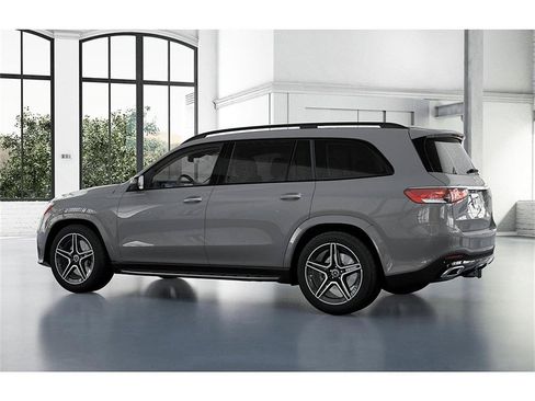 New 2026 Mercedes-Benz GLS 450 4MATIC image 31
