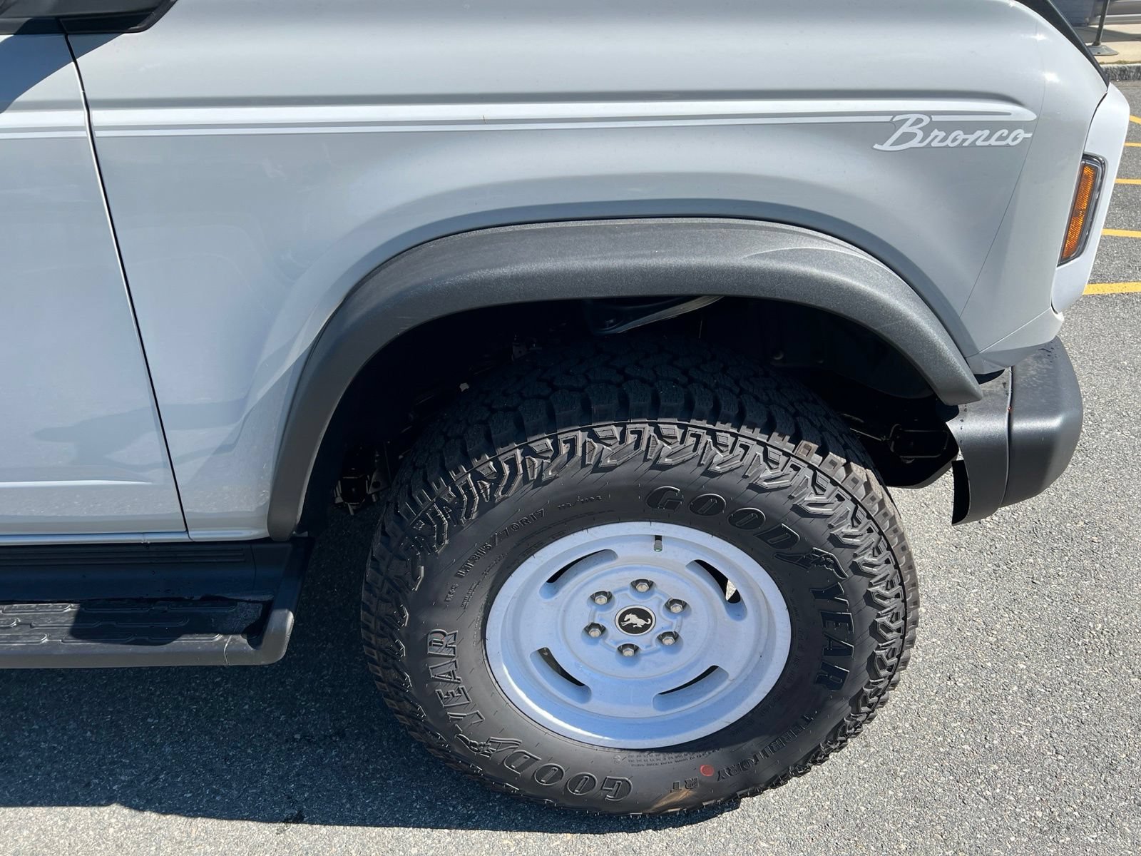 New 2026 Ford Bronco Heritage Edition AWD/4WD image 8