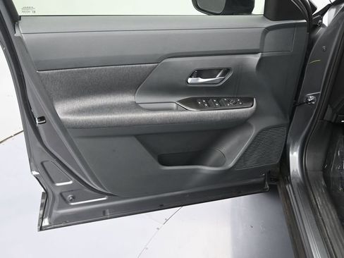 New 2026 Nissan Kicks SV image 11