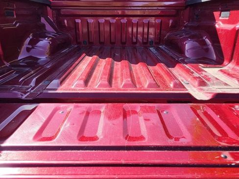 Certified 2024 Nissan Frontier SV image 21