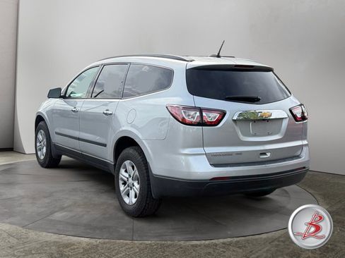 Used 2017 Chevrolet Traverse LS AWD/4WD image 5