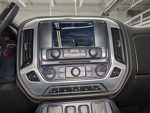 Used 2015 GMC Sierra 1500 SLT w/ SLT Preferred Package image 34