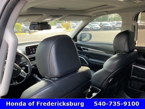 Used 2022 Kia Telluride EX w/ EX Premium Package AWD/4WD image 35