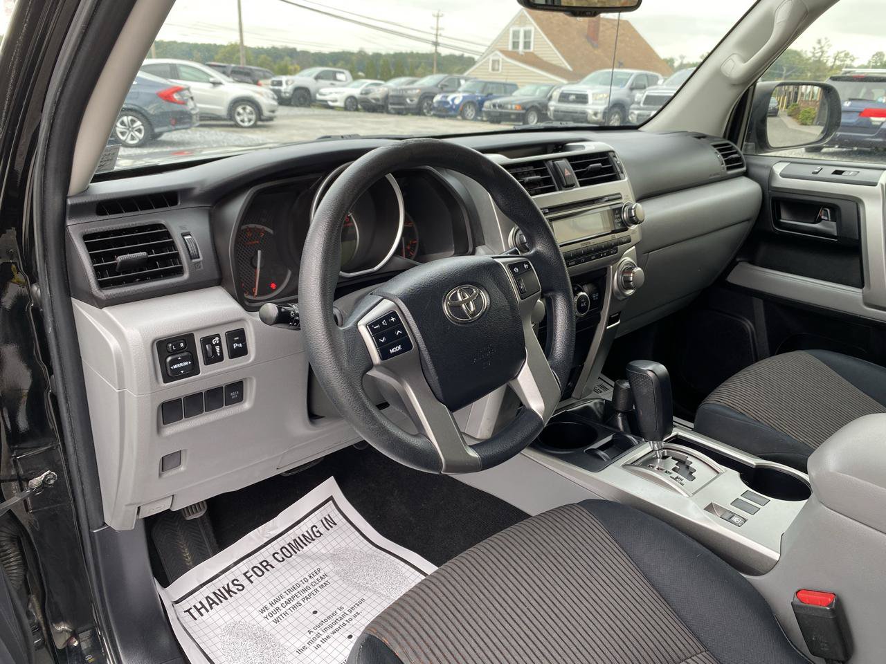 Used 2010 Toyota 4Runner SR5 AWD/4WD image 5