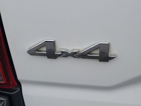 Used 2022 Toyota Tacoma SR AWD/4WD image 28