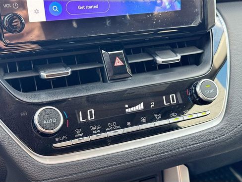 Used 2024 Toyota Corolla Cross XLE w/ Convenience Package image 15