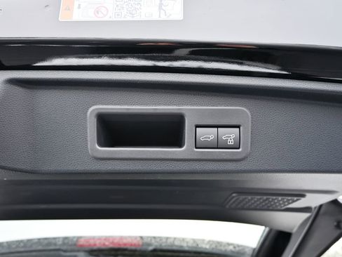 New 2026 Toyota 4Runner Limited image 9