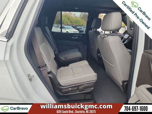 Used 2023 GMC Yukon SLT w/ SLT Premium Package image 28