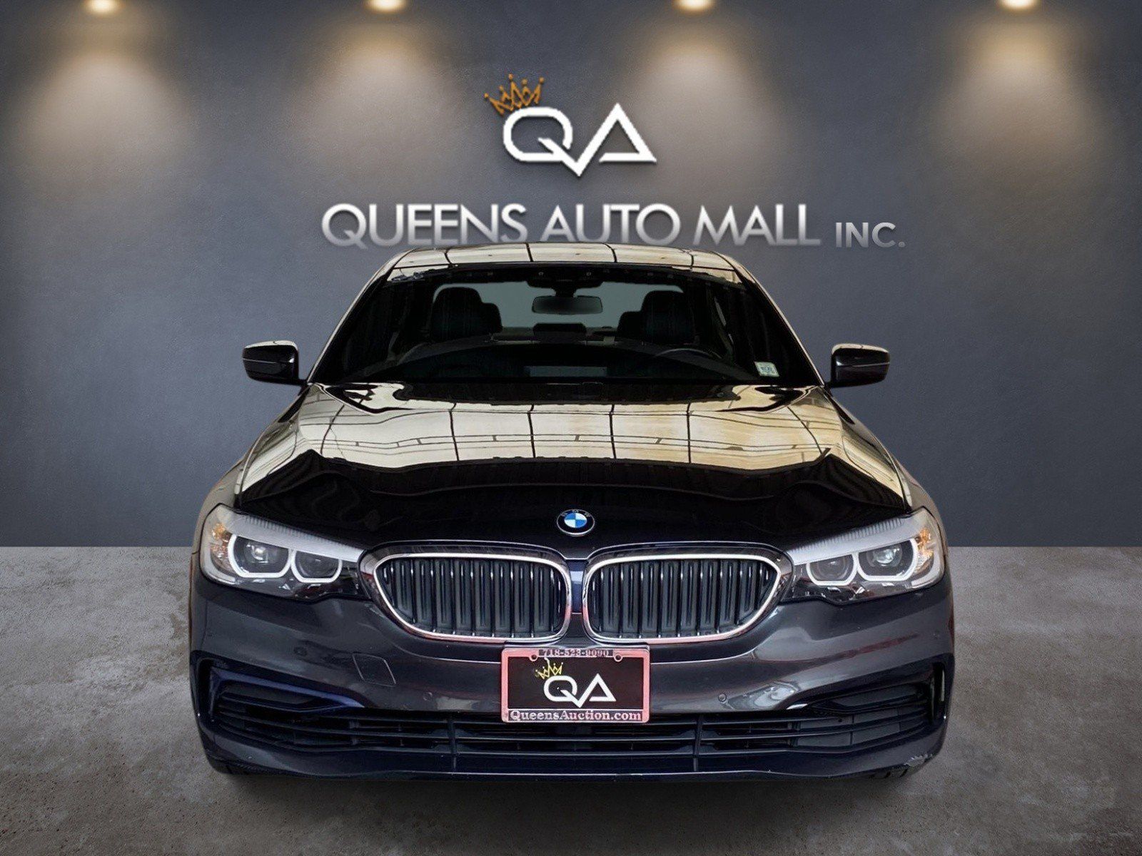 Used 2020 BMW 530i xDrive w/ Convenience Package AWD/4WD image 2