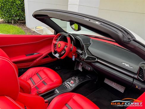 Used 2014 Ferrari 458 Spider RWD image 26