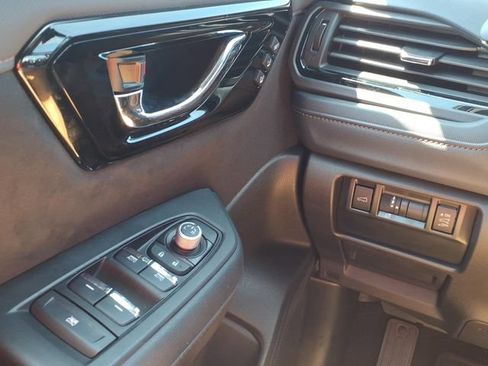 Certified 2026 Subaru Forester Touring AWD/4WD image 21
