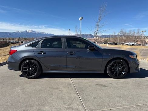 Used 2024 Honda Civic Sport image 9