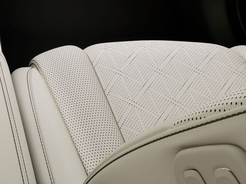 New 2026 Genesis GV80 2.5T Prestige image 16