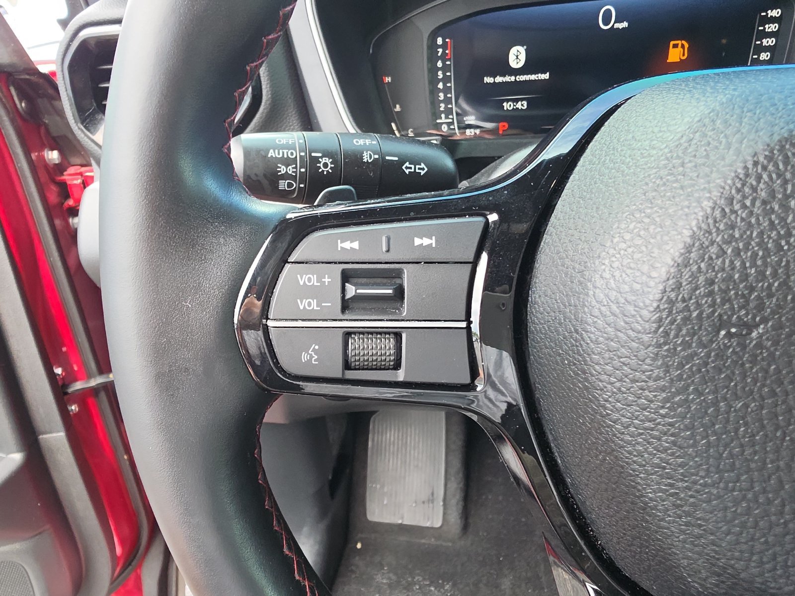Certified 2025 Honda Pilot Black Edition image 24