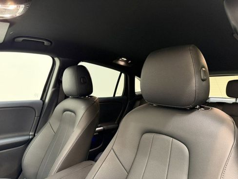 Certified 2025 Mercedes-Benz GLA 250 image 16