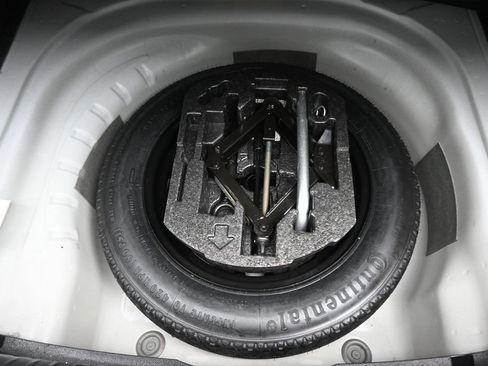 Used 2019 Volkswagen Jetta R-Line w/ R-Line Cold Weather Package FWD image 43